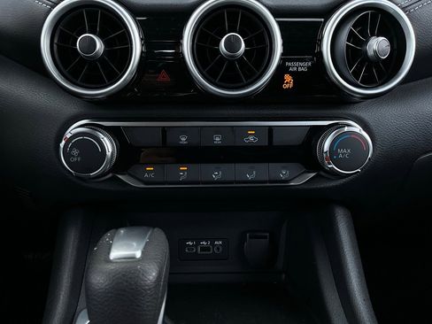 Used 2025 Nissan Sentra SV image 25