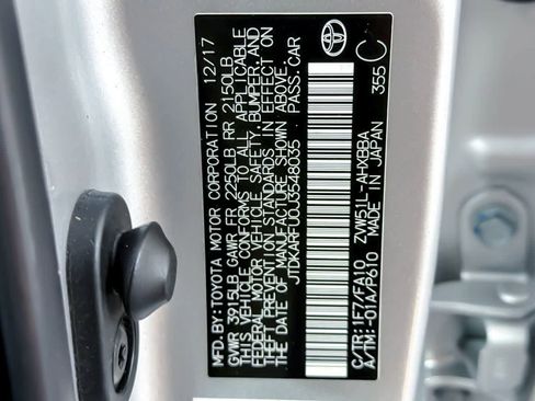 Used 2018 Toyota Prius Two image 28