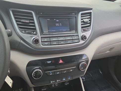 Used 2016 Hyundai Tucson SE w/ Option Group 02 FWD image 26