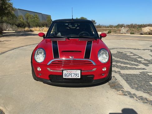 Used 2006 MINI Cooper S FWD image 2