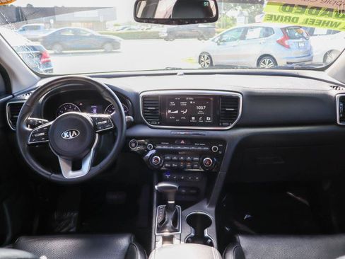 Used 2021 Kia Sportage EX w/ EX Technology Package AWD/4WD image 12