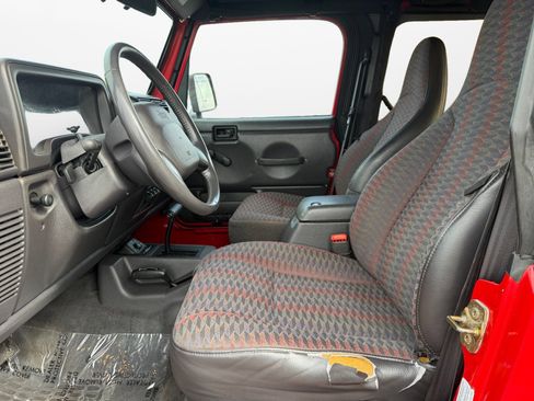 Used 2000 Jeep Wrangler Sport AWD/4WD image 10