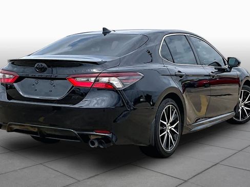 Used 2023 Toyota Camry SE FWD image 13