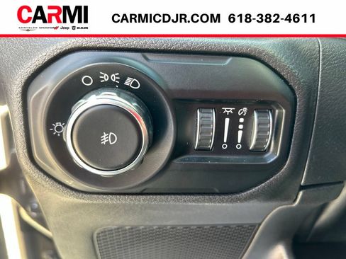 Used 2021 Jeep Wrangler Unlimited Sport AWD/4WD image 14
