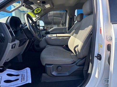 Used 2020 Ford F250 XLT w/ FX4 Off-Road Package image 11