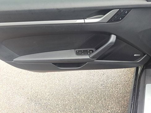 Certified 2025 Porsche 911 Carrera image 21