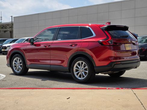 Used 2024 Honda CR-V EX image 5