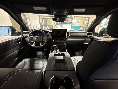 New 2026 Toyota Tundra Limited AWD/4WD image 22