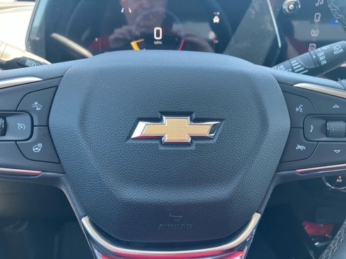 New 2026 Chevrolet Trax LT w/ Driver Confidence Package FWD image 15