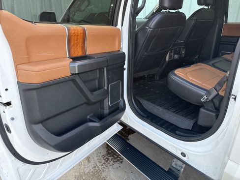 Used 2017 Ford F150 Limited w/ Trailer Tow Package image 11