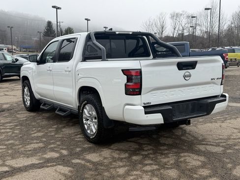 Used 2022 Nissan Frontier SV image 5