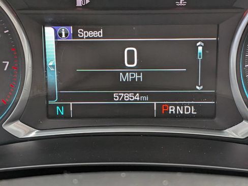 Used 2018 Chevrolet Malibu LT FWD image 32