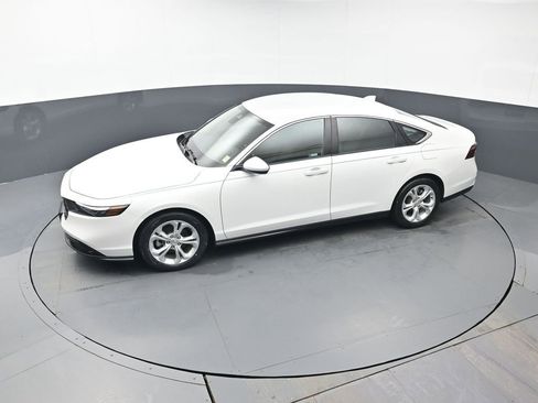 Certified 2024 Honda Accord LX image 32