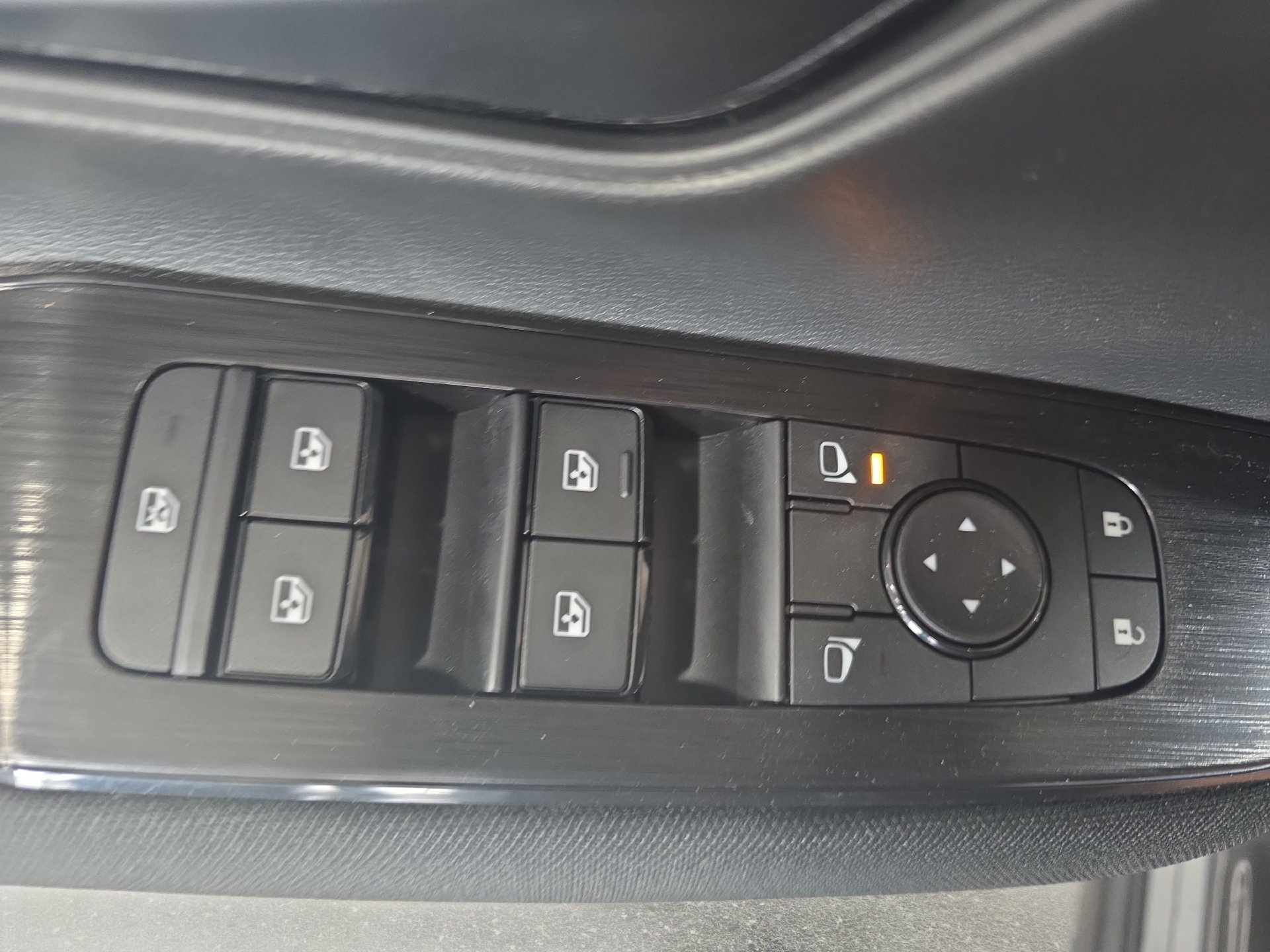 New 2027 Nissan Kicks S FWD image 26