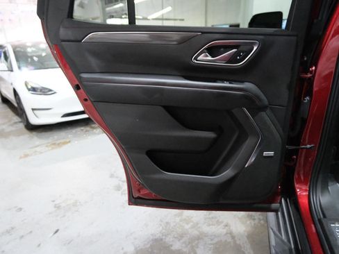 Used 2022 Chevrolet Tahoe RST w/ Luxury Package image 16