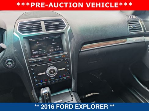 Used 2016 Ford Explorer Limited FWD image 31