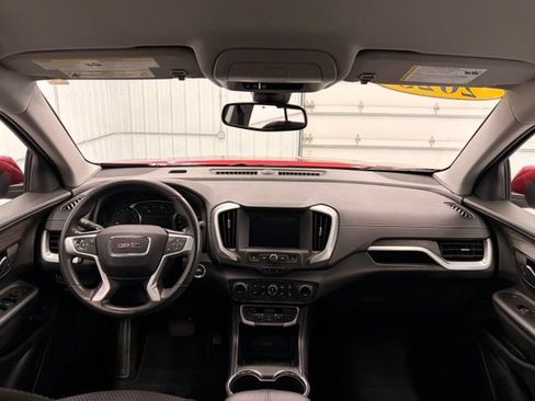 Used 2023 GMC Terrain SLE w/ Driver Convenience Package FWD image 12