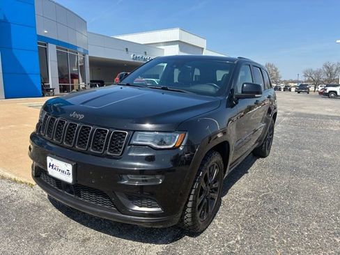 Used 2018 Jeep Grand Cherokee High Altitude image 2