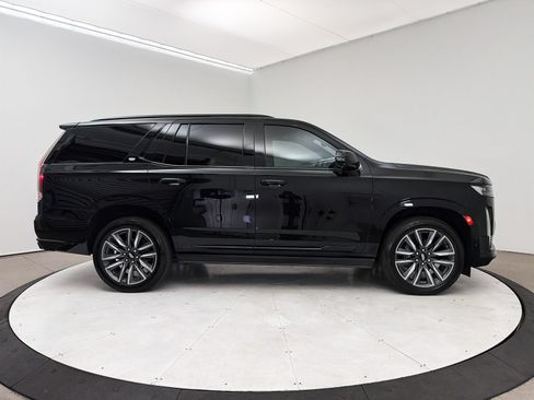 Used 2022 Cadillac Escalade Sport Platinum AWD/4WD image 36