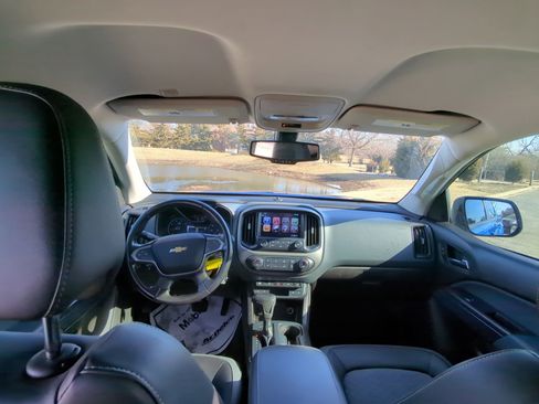 Used 2018 Chevrolet Colorado Z71 image 9