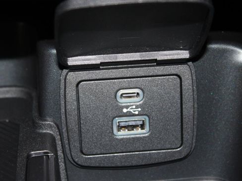 New 2025 Ford Bronco 4-Door image 45