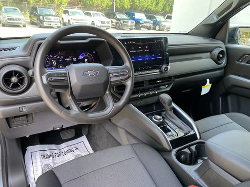 Used 2026 Chevrolet Colorado Trail Boss AWD/4WD image 32