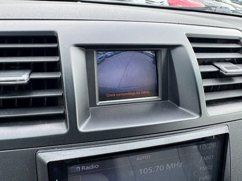 Used 2010 Toyota Highlander Limited AWD/4WD image 23