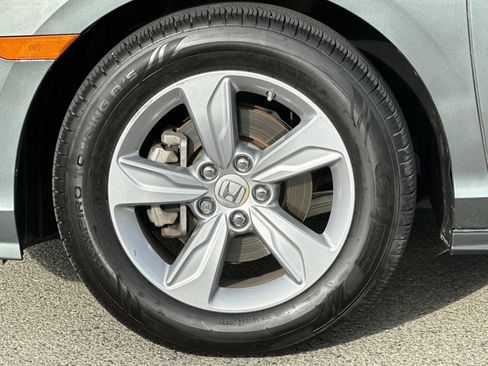 Used 2018 Honda Odyssey EX-L image 35