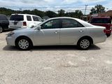 Used 2005 Toyota Camry LE image 2