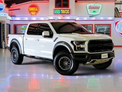 Used 2020 Ford F150 Raptor w/ Equipment Group 802A Luxury AWD/4WD image 1