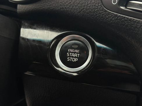 Used 2014 Kia Sorento SX w/ 3rd Row Package AWD/4WD image 33