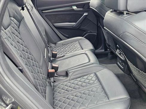 Used 2020 Audi SQ5 Premium Plus w/ Premium Plus Package AWD/4WD image 22