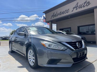 Used 2017 Nissan Altima 2.5 S w/ Power Driver Seat Package