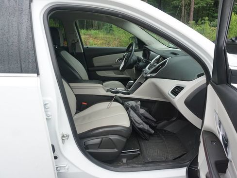 Used 2015 GMC Terrain SLT FWD image 13