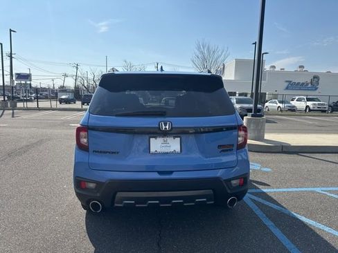 Certified 2025 Honda Passport TrailSport image 7