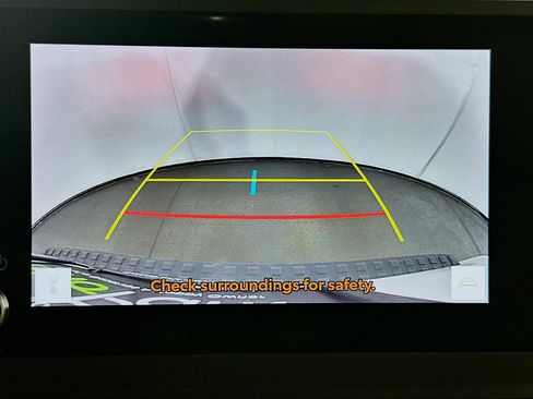 Used 2025 Toyota 4Runner SR5 AWD/4WD image 22