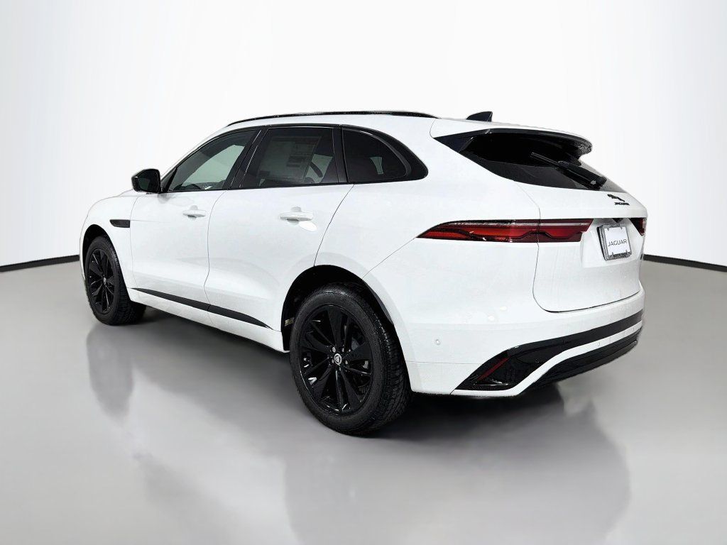 New 2026 Jaguar F-PACE R-Dynamic S AWD/4WD image 7