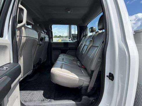 Used 2019 Ford F250 XL w/ Power Equipment Group AWD/4WD image 19