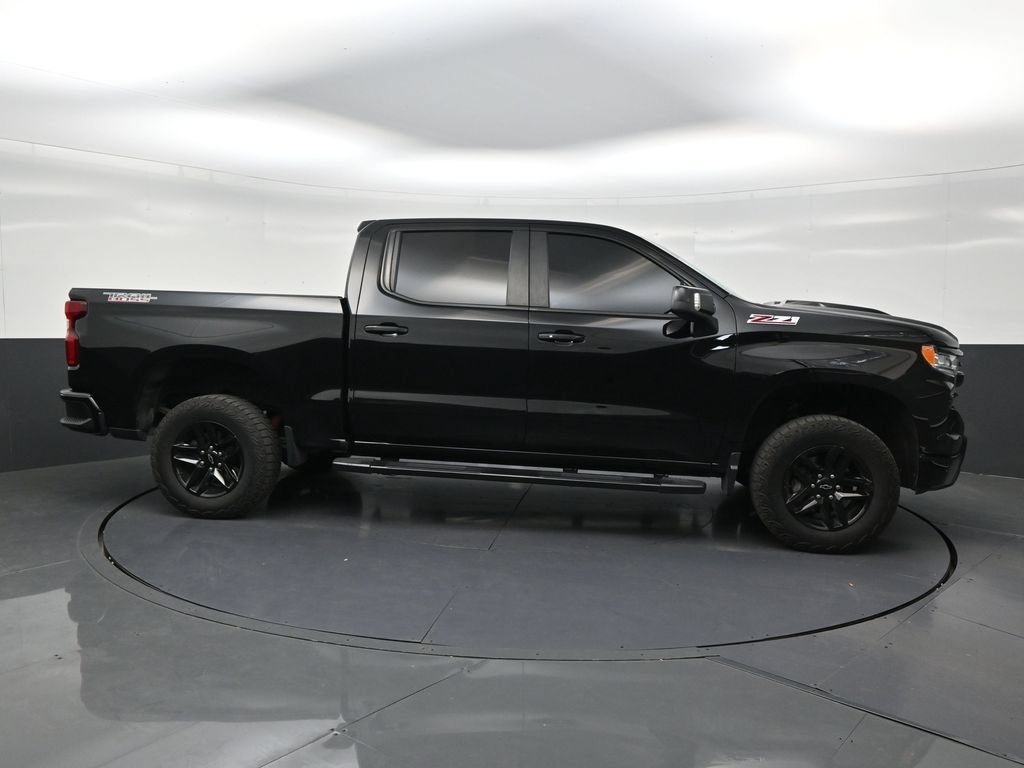 Used 2024 Chevrolet Silverado 1500 LT Trail Boss w/ Convenience Package II AWD/4WD image 6
