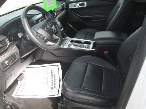 Used 2020 Ford Explorer Limited image 14