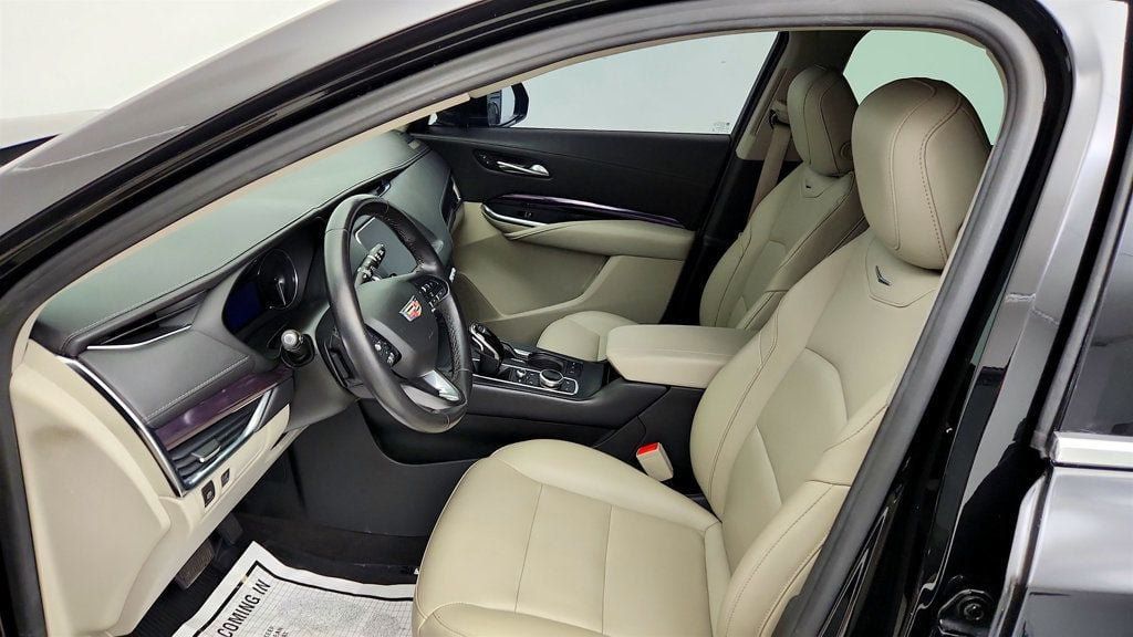 Used 2023 Cadillac XT4 Luxury w/ Driver Awareness Package FWD image 18