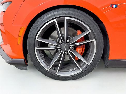 Used 2018 Chevrolet Camaro SS w/ Hot Wheels Edition image 13