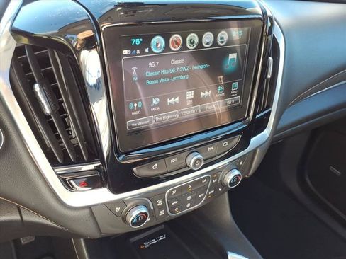 Used 2018 Chevrolet Traverse Premier w/ LPO, Floor Liner Package AWD/4WD image 31