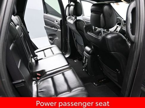 Used 2019 Jeep Grand Cherokee Limited image 18