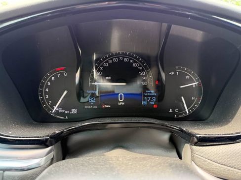 Used 2018 Cadillac XT5 Luxury AWD/4WD image 24