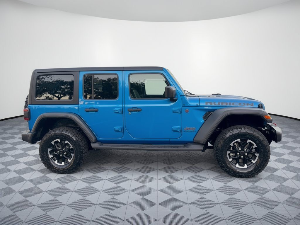 Used 2024 Jeep Wrangler Unlimited Rubicon w/ Technology Group AWD/4WD image 8