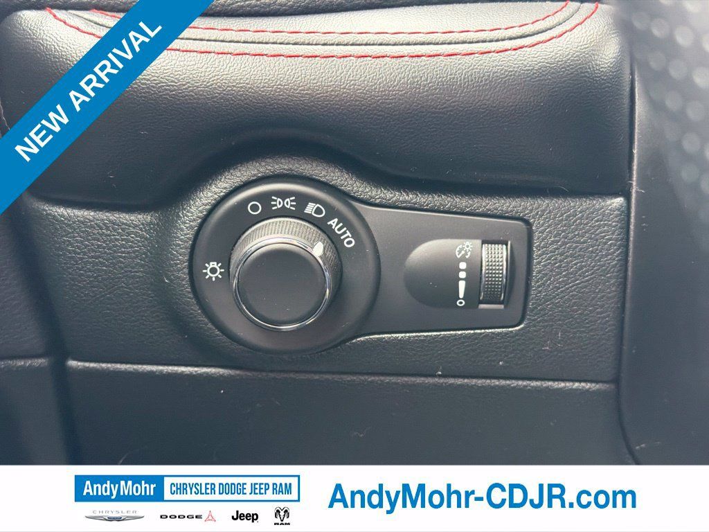 Used 2024 Dodge Durango GT AWD/4WD image 32