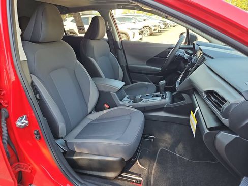 Used 2025 Subaru Crosstrek 2.5i Premium AWD/4WD image 28