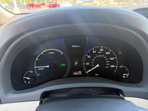 Used 2010 Lexus RX 450h AWD w/ Premium Pkg image 34