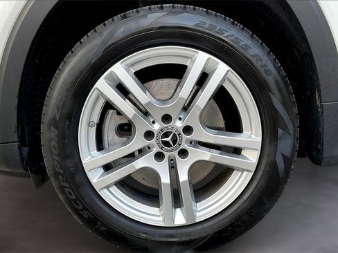 Used 2021 Mercedes-Benz GLB 250 4MATIC image 33